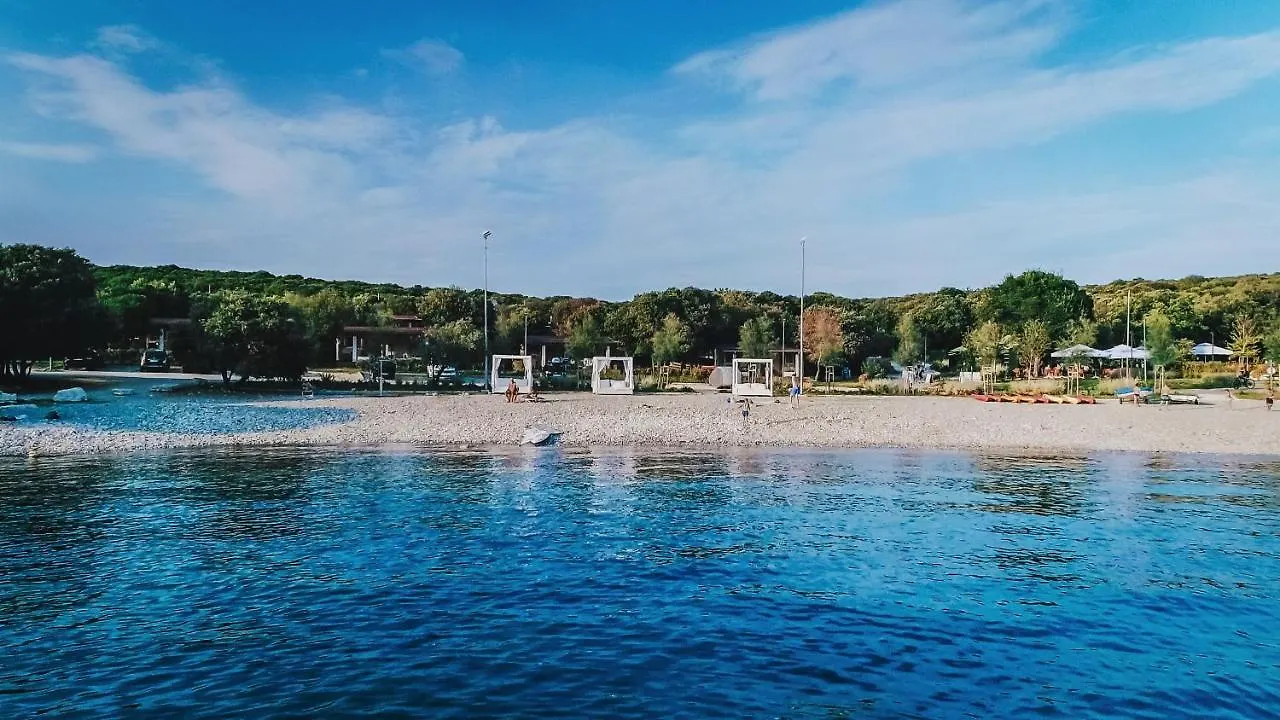 Luxury Glamping Beach Villas Porto Bus Bale Holiday park