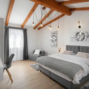 Villa House Noe- With Hot Tub